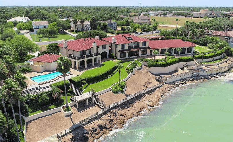Waterfront Home In Corpus Christi